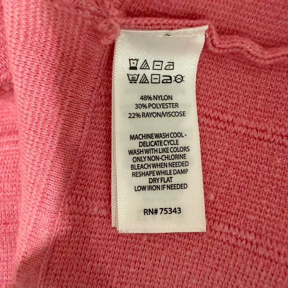 NEW Jessica Simpson Pink Barbiecore Sleeveless Knit Keyhole Top Size L NWOT - Picture 4 of 4